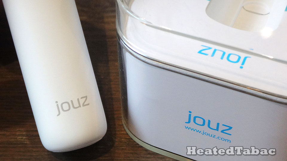 JOUZ 20 的大器硬膠透明包裝盒